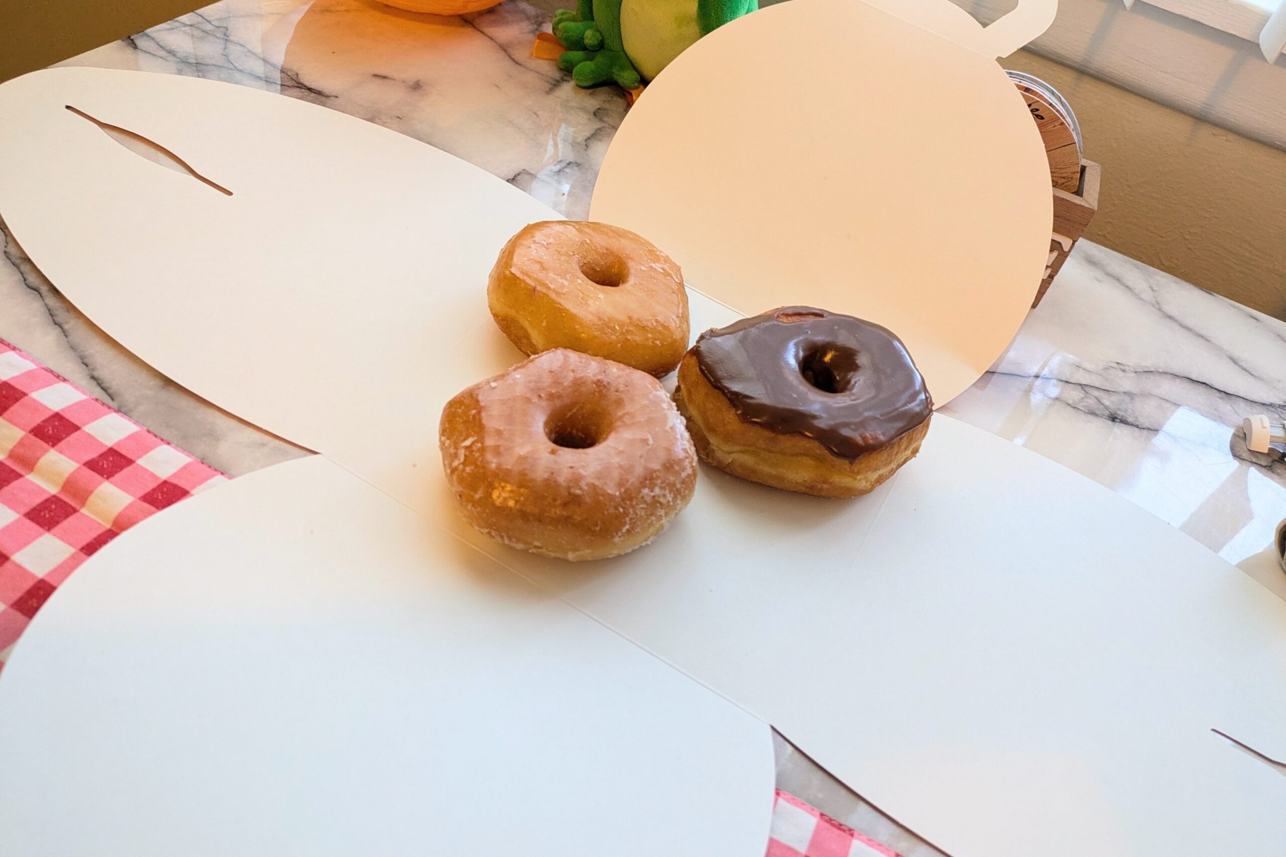 Amy's Donutsのパッケージを開けた写真